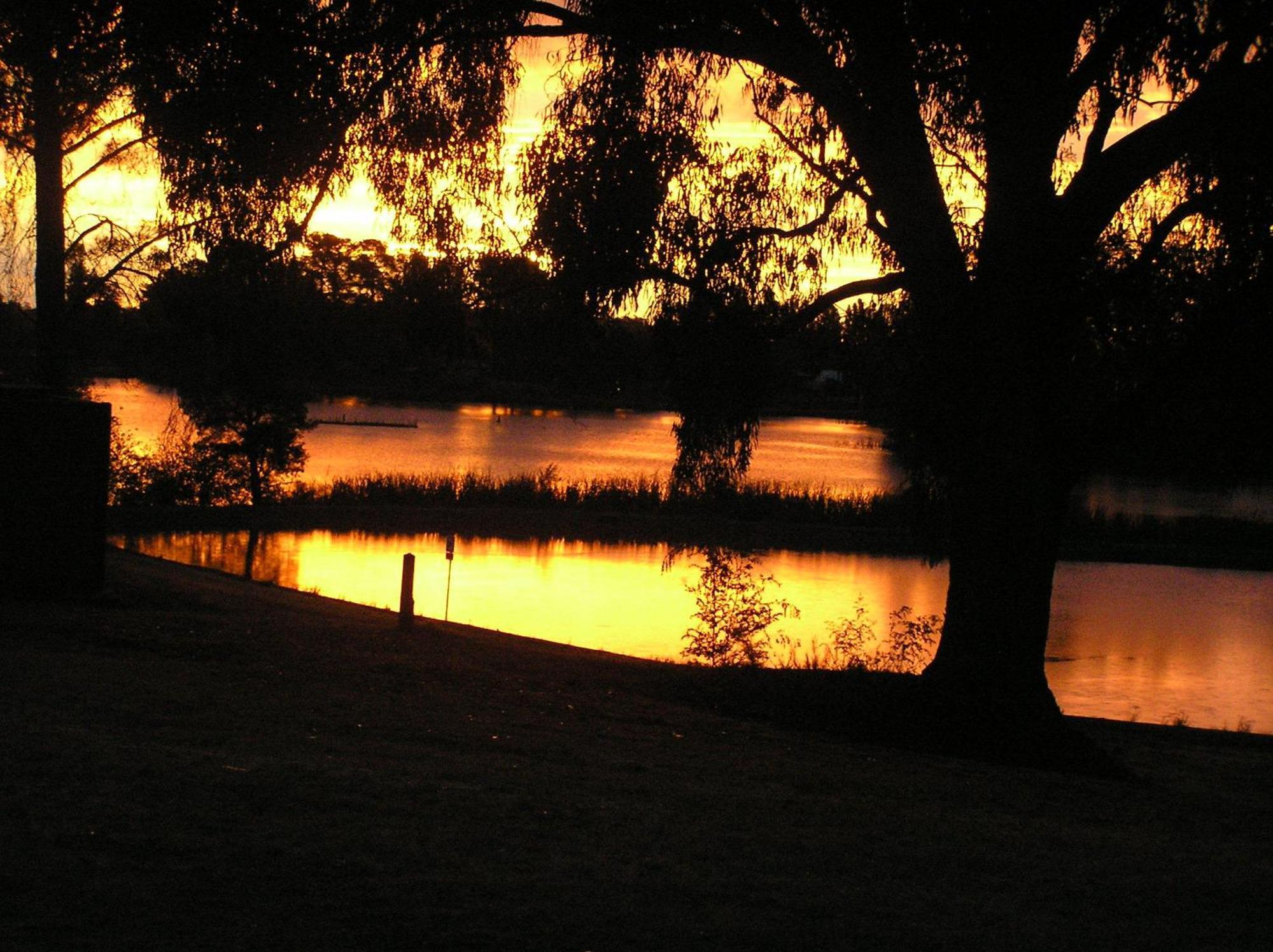 Beechworth Lake Sambell Caravan Park Εξωτερικό φωτογραφία